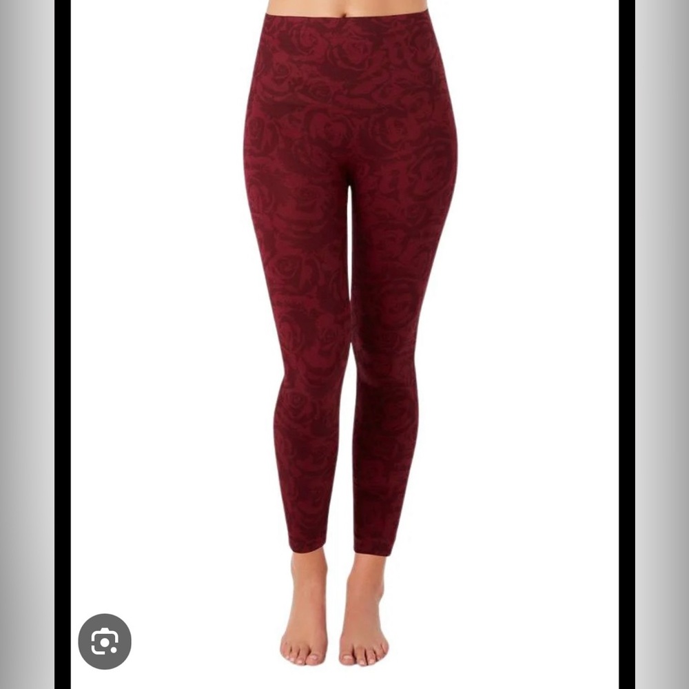 NWOT SPANX Leggings in Deep Red Floral